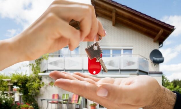 The Ultimate Guide to Buying Your First Home: 9 Expert Tips for a Smooth Process