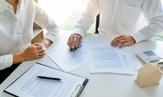 Working with Real Estate Agents: How to Choose the Right One and What to Expect